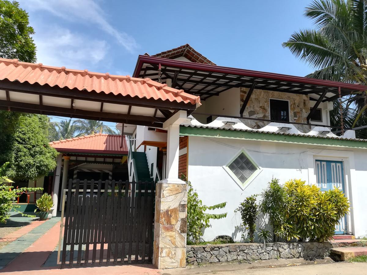 Hotel Sandara Tangalle Exterior foto
